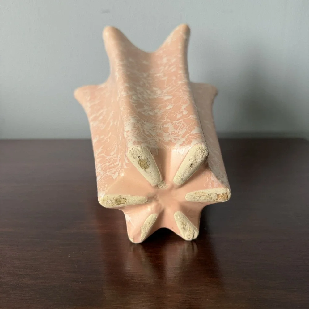 Vintage MCM Shawnee Pottery Blush Pink Splatter Design Cameo Ware Vase